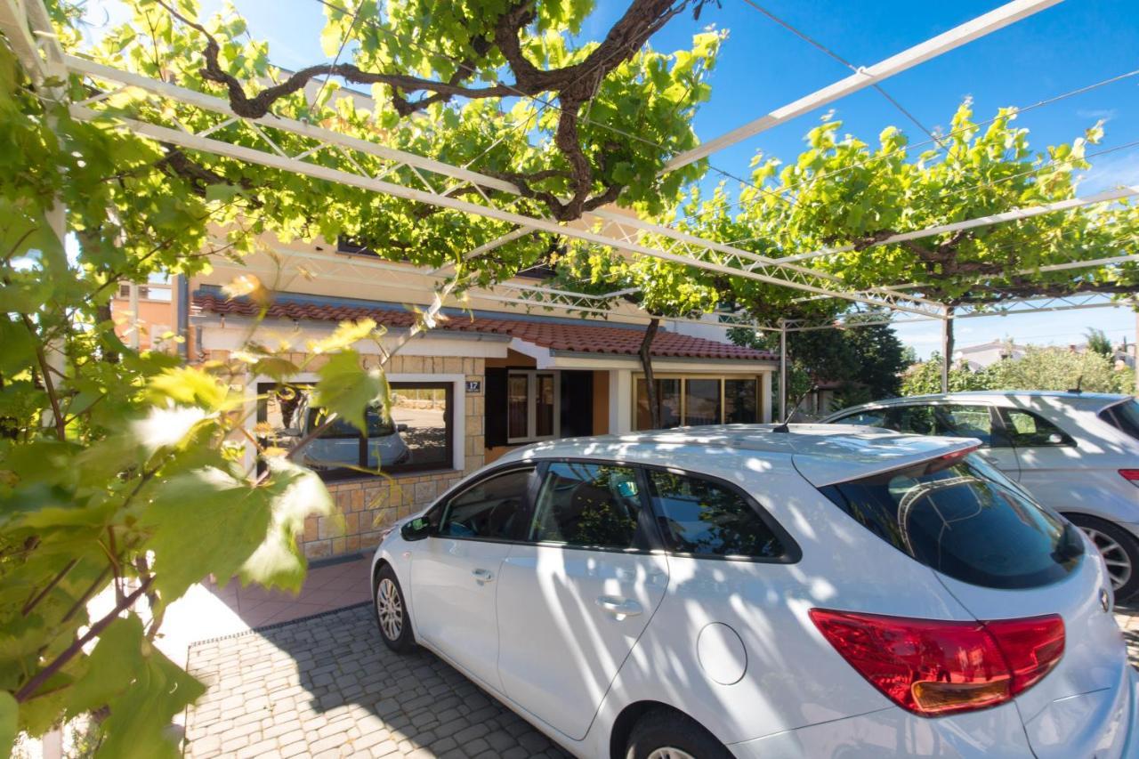 Apartmani Lovorka Punat Extérieur photo