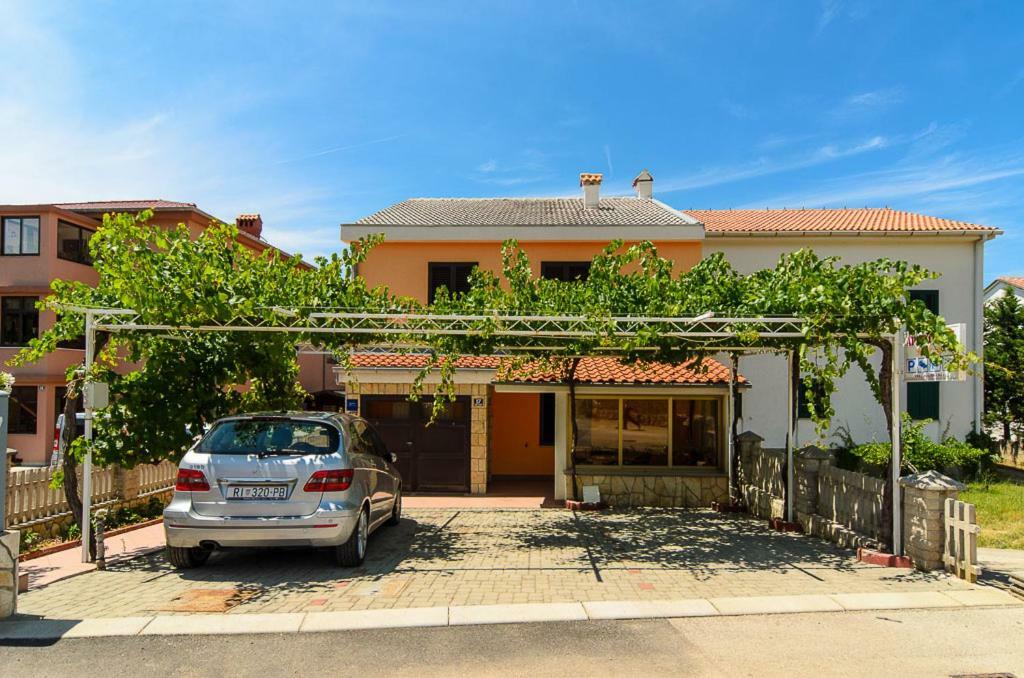 Apartmani Lovorka Punat Extérieur photo