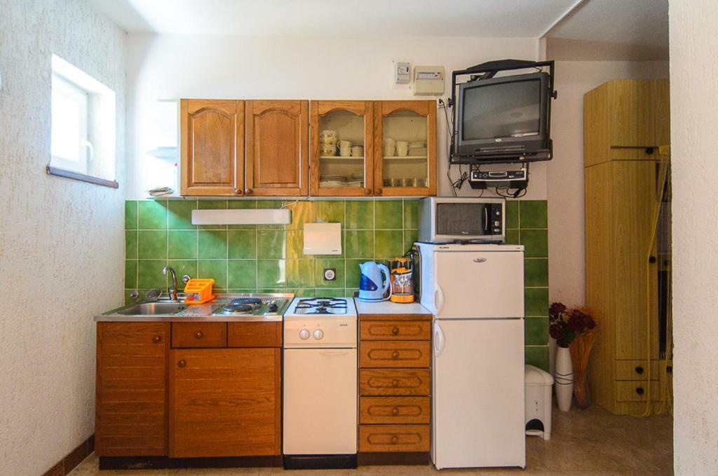 Apartmani Lovorka Punat Extérieur photo
