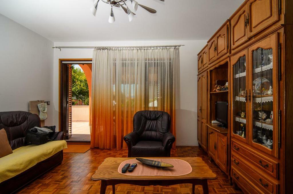 Apartmani Lovorka Punat Extérieur photo