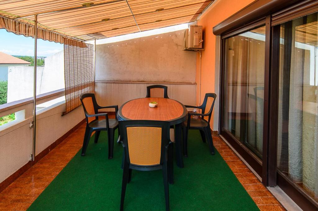 Apartmani Lovorka Punat Extérieur photo